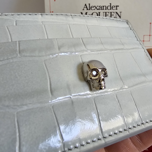 Alexander McQueen Skull Croc Embossed Leather Card Holder Ombre Gray - Picture 5 of 7
